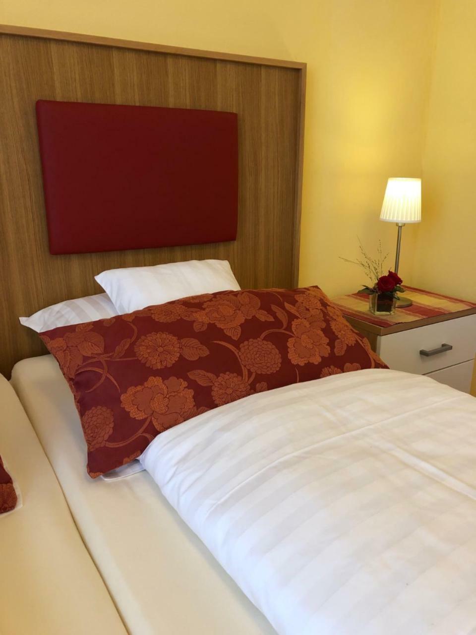 Thermen Hotel Pension Villa Holstein Bad Salzuflen Eksteriør billede