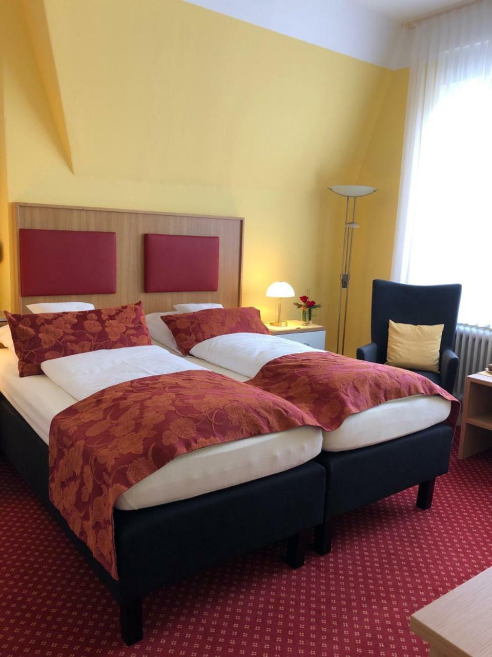 Thermen Hotel Pension Villa Holstein Bad Salzuflen Eksteriør billede