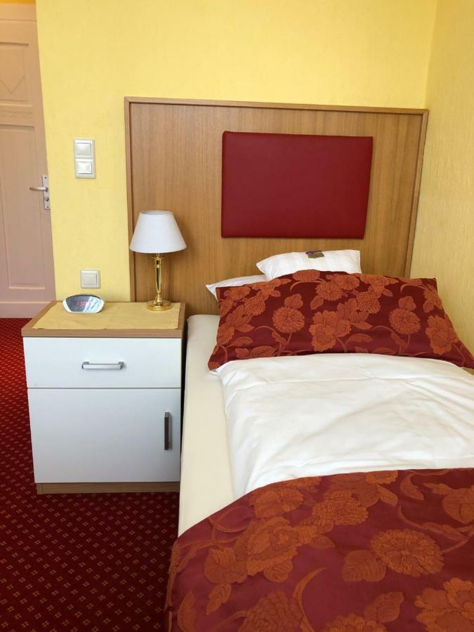 Thermen Hotel Pension Villa Holstein Bad Salzuflen Eksteriør billede