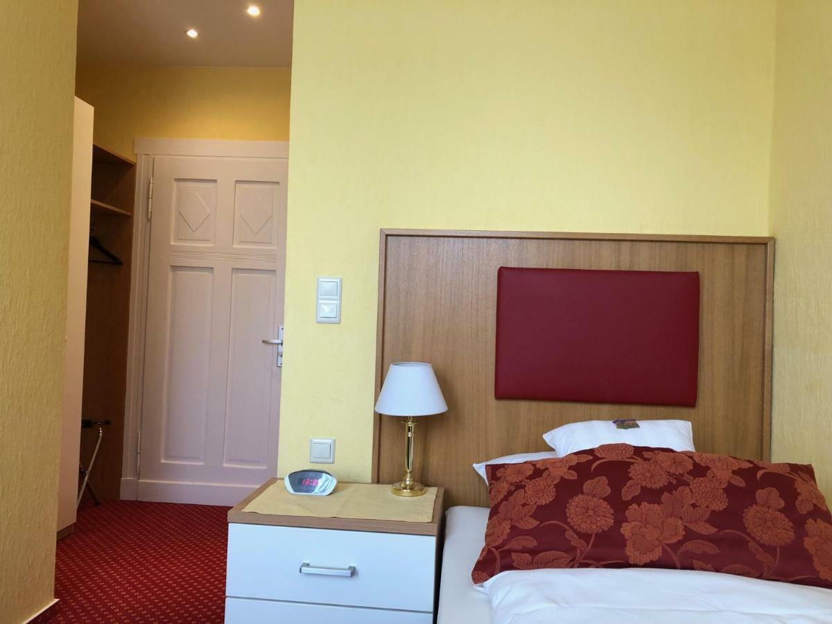 Thermen Hotel Pension Villa Holstein Bad Salzuflen Eksteriør billede