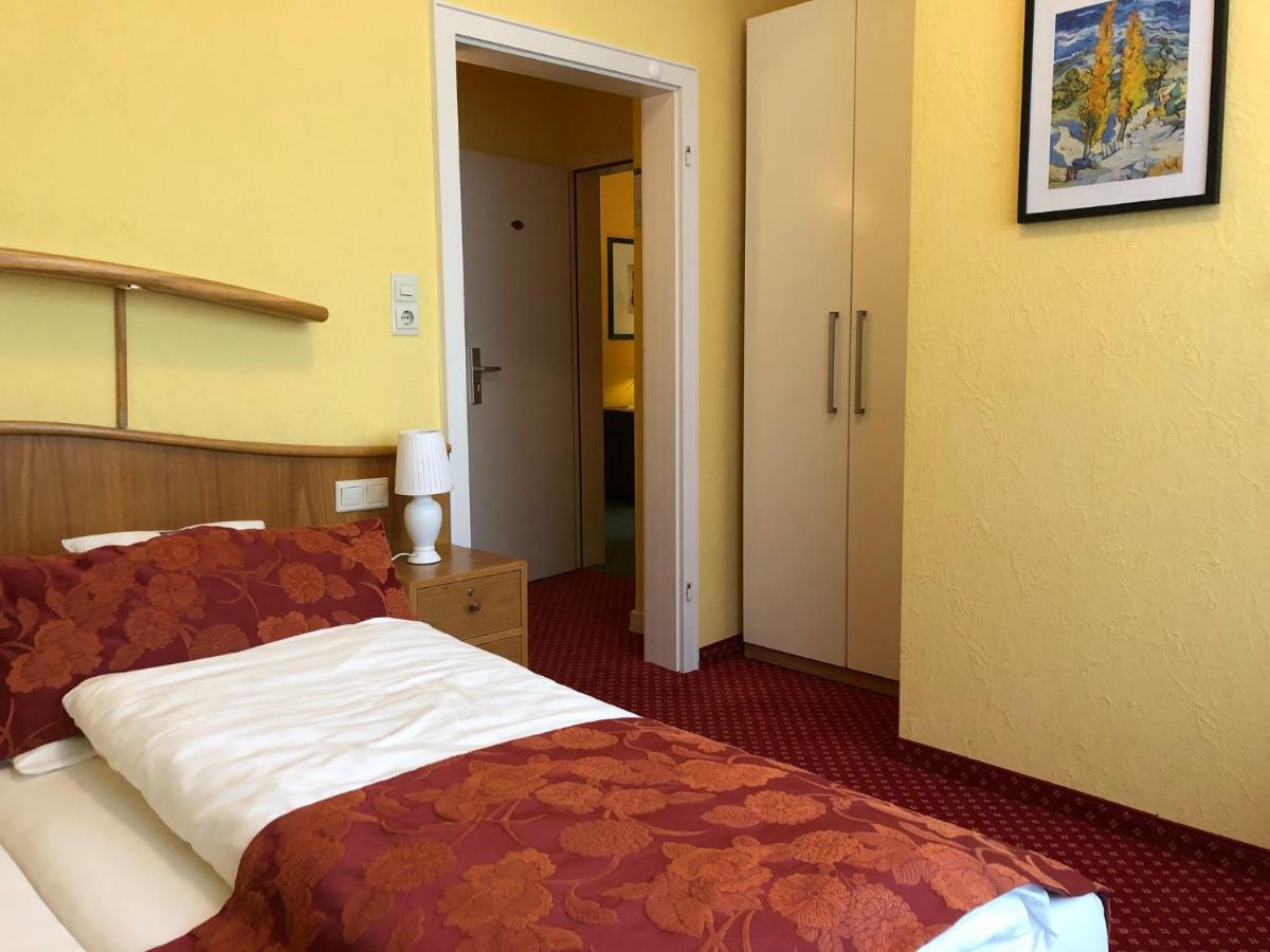Thermen Hotel Pension Villa Holstein Bad Salzuflen Eksteriør billede